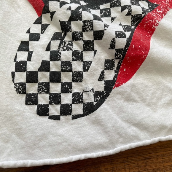 Crop top - Picture 2 of 4